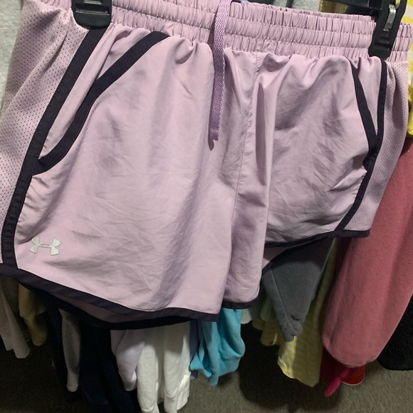 Huge Under Armour LOT! Girls youth lg. SIX PIECES!!!! - Picture 11 of 16